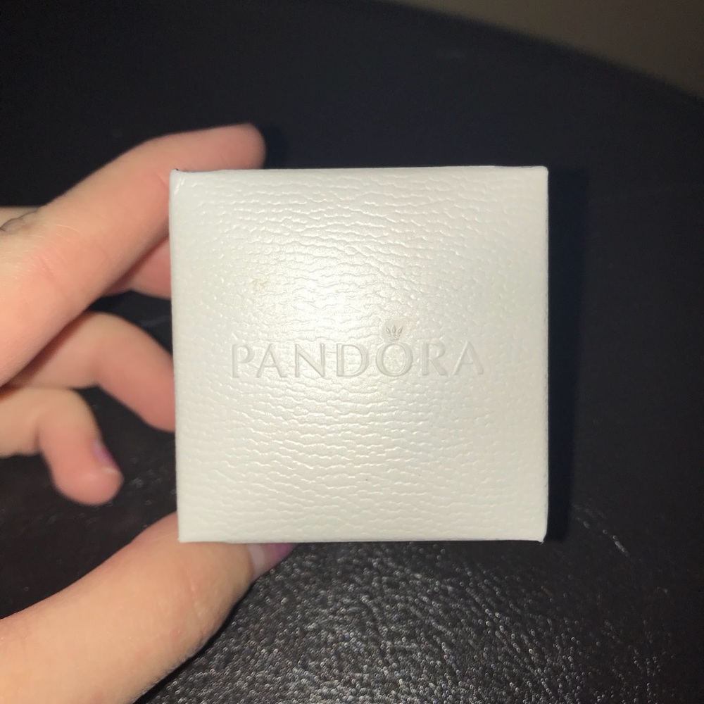 Pandora Ring